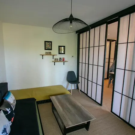 Apartment Avec Piscine Privee A Interieure, Jacuzzi & Sauna *