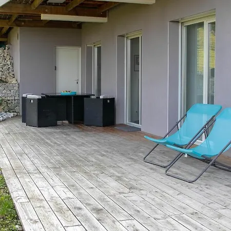 Avec Piscine Privee A Interieure, Jacuzzi & Sauna Apartment *